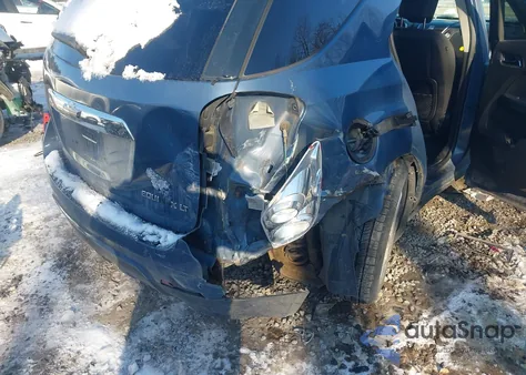 2011 Chevrolet Equinox 1Lt z USA, uszkodzony, nr VIN 2CNFLEEC0B6355905